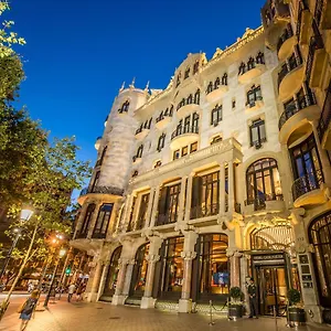 Casa Fuster G.l Monumento ***** Barcelona